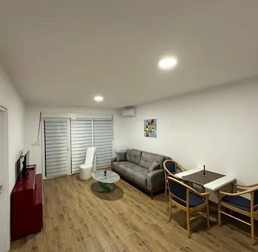 Royal * Veliko Gradište